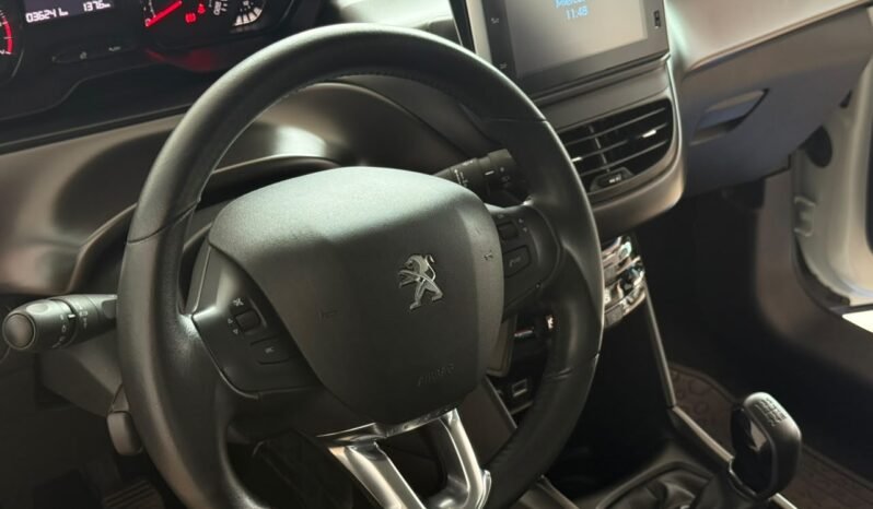 
								PEUGEOT 2008 FELINE 1.6 AM22.5 2022 CON 35.000 KM full									