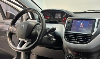 
									PEUGEOT 208 ALLURE 1.6 VTI MT 2017 CON 69.000KM lleno								