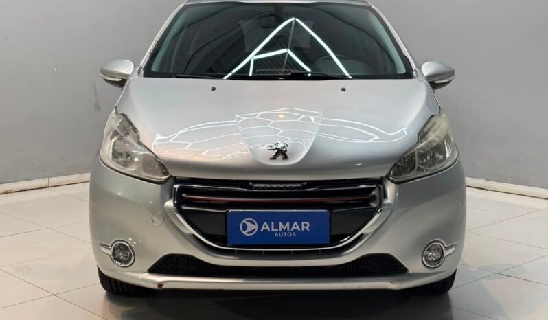 
								PEUGEOT 208 ALLURE 1.6 VTI MT 2017 CON 69.000KM lleno									
