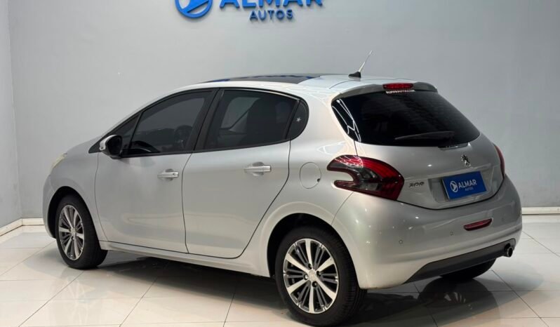
								PEUGEOT 208 ALLURE 1.6 VTI MT 2017 CON 69.000KM lleno									