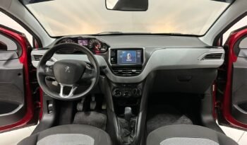 
									PEUGEOT 208 ALLURE TOUCHSCREEN 2014 CON 124.000KM lleno								