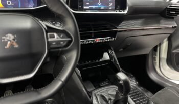 
									PEUGEOT 208 ALLURE 1.6 MT 2020 CON 56.000KM lleno								