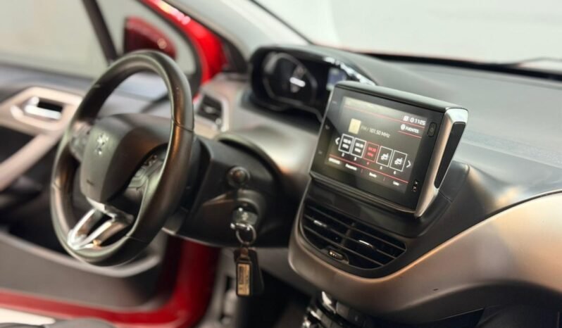 
								PEUGEOT 208 1.6 VTI FELINE MT CON 42.000KM lleno									