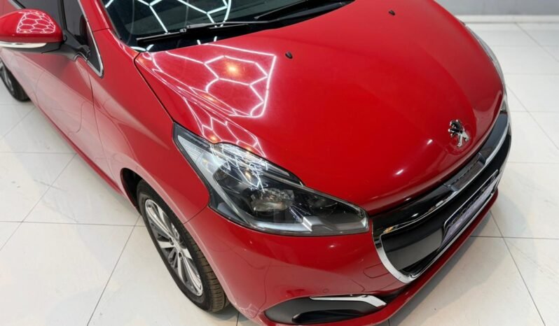 
								PEUGEOT 208 1.6 VTI FELINE MT CON 42.000KM lleno									
