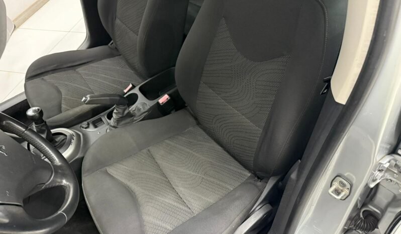 
								PEUGEOT 308 1.6 N ACTIVE 2012 CON 26.000KM lleno									