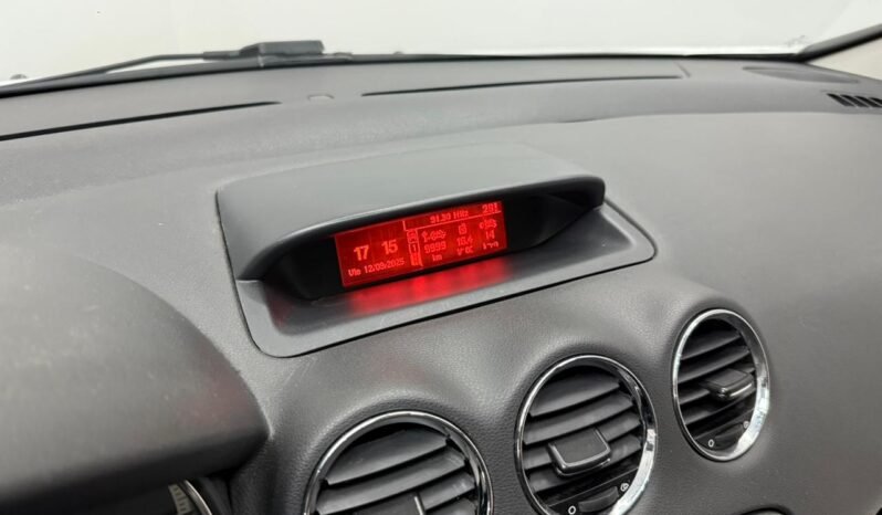 
								PEUGEOT 308 1.6 N ACTIVE 2012 CON 26.000KM lleno									