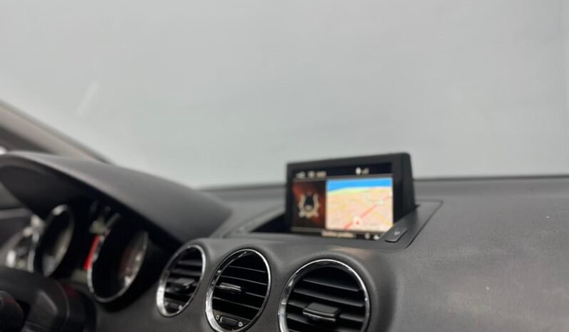 
								308 1.6 HDI ALLURE NAV CON 131.000KM lleno									