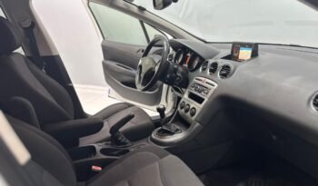 
									308 1.6 HDI ALLURE NAV CON 131.000KM lleno								