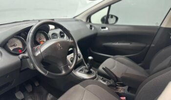 
									308 1.6 HDI ALLURE NAV CON 131.000KM lleno								