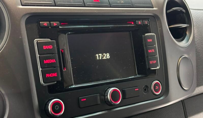 
								VOLKSWAGEN AMAROK 2.0 180 CV 4X2 DARK LABEL AT 2016 CON 171.000KM lleno									