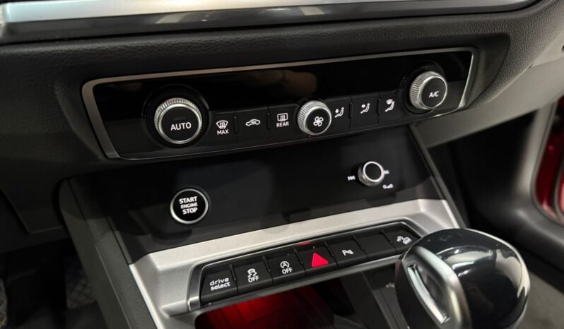 
								AUDI Q3 SPORTBACK 40 TFSI QUATTRO 2025 CON 9.400KM lleno									