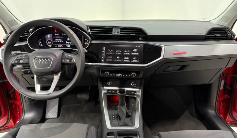 
								AUDI Q3 SPORTBACK 40 TFSI QUATTRO 2025 CON 9.400KM lleno									