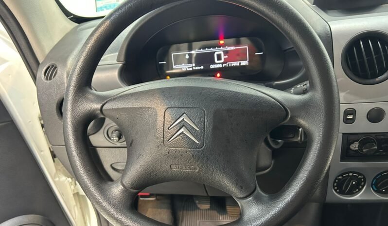 
								CITROEN BERLINGO FURGON 1.6 BUSINESS CON 27.000KM lleno									