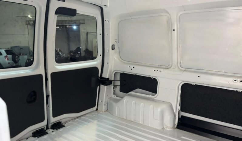 
								CITROEN BERLINGO FURGON HDI 2025 CON 34.000KM lleno									
