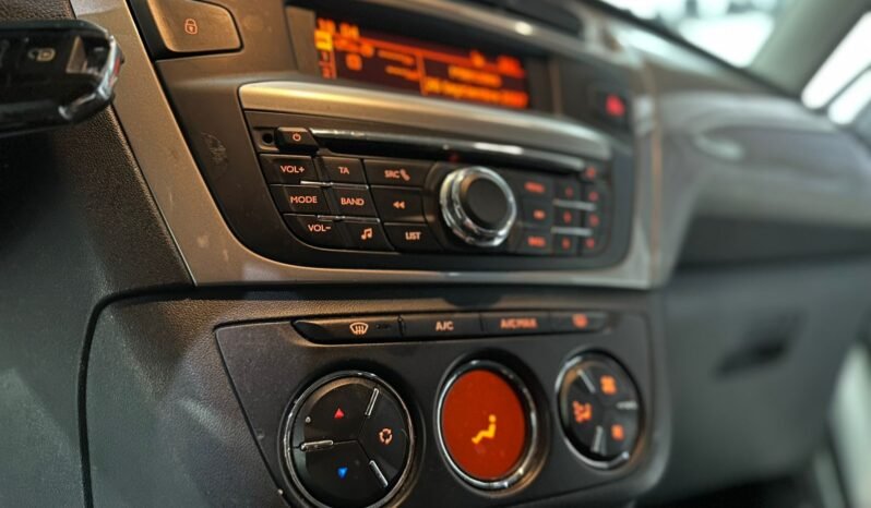 
								CITROEN C ELYSEE 1.6 VTI FEEL 2017 CON 124.000KM lleno									