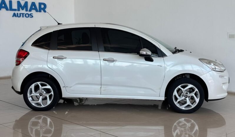 
								CITROEN C3 1.6 VTI EXCLUSIVE PACK MY WAY 2015 CON 115.000KM lleno									
