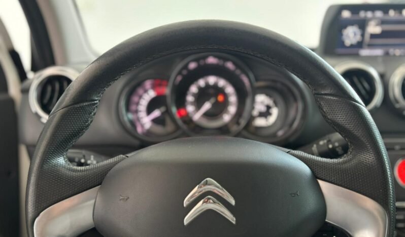 
								CITROEN C3 1.6 VTI EXCLUSIVE PACK MY WAY 2015 CON 115.000KM lleno									