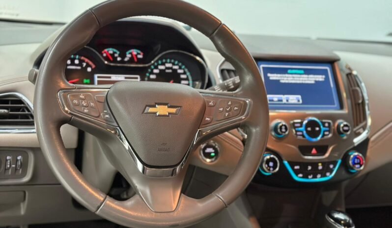 
								CHEVROLET CRUZE LTZ AT 2017 CON 108000KM lleno									