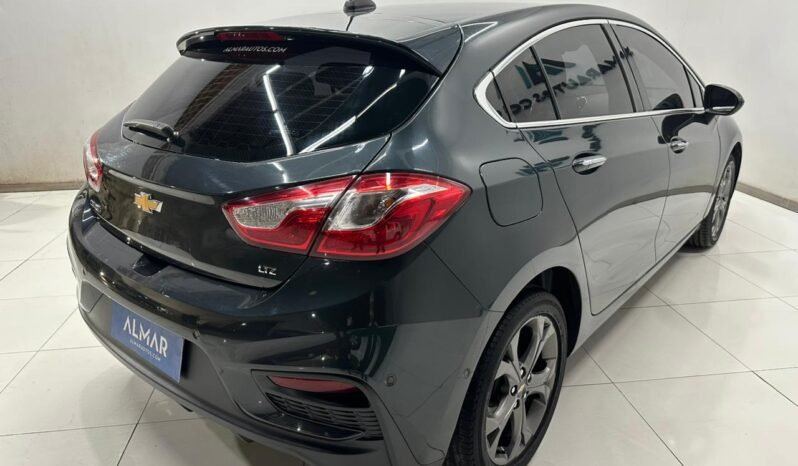 
								CHEVROLET CRUZE LTZ AT 2017 CON 108000KM lleno									