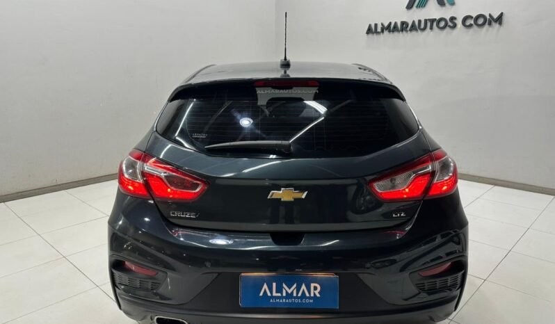 
								CHEVROLET CRUZE LTZ AT 2017 CON 108000KM lleno									