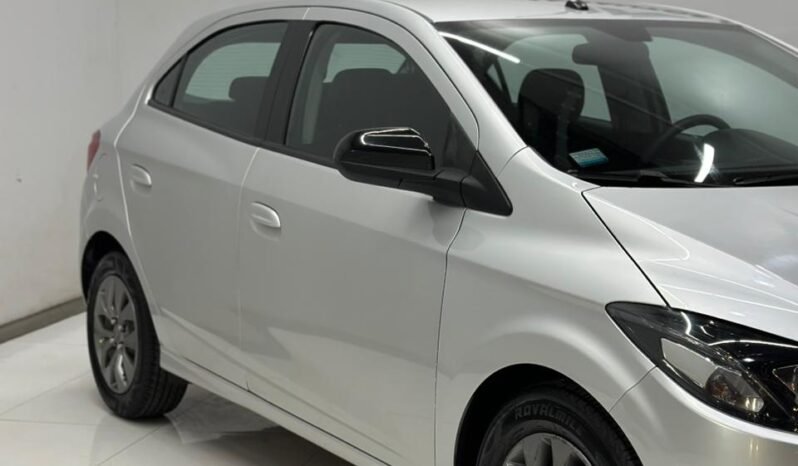 
								CHEVROLET ONIX JOY BLACK 5P CON 2019 105000KM lleno									