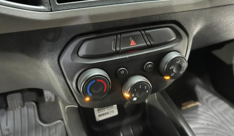 
								CHEVROLET PRISMA LS JOY 2016 95000KM lleno									