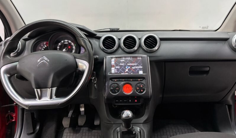 
								CITROEN C3 VTI 115 TECHNO 2017 CON 54000KM lleno									