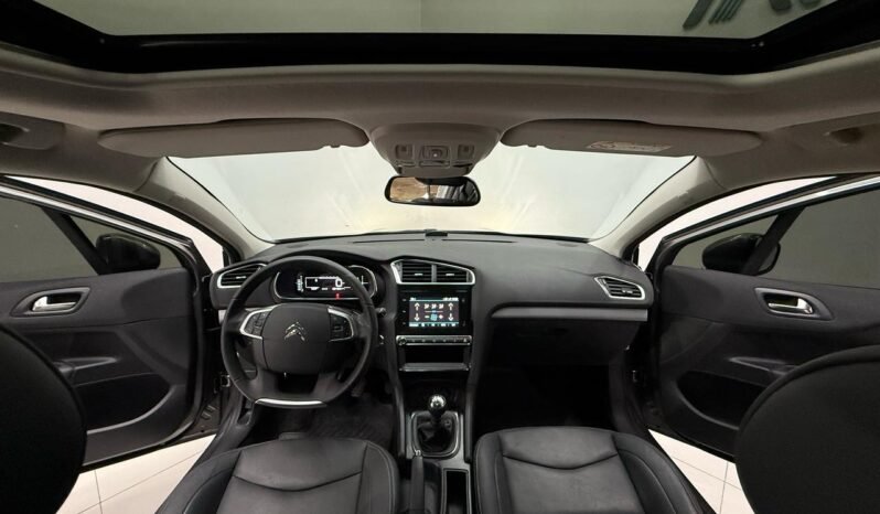 
								CITROEN C4 LOUNGE HDI FEEL PACK 2021 85000KM lleno									