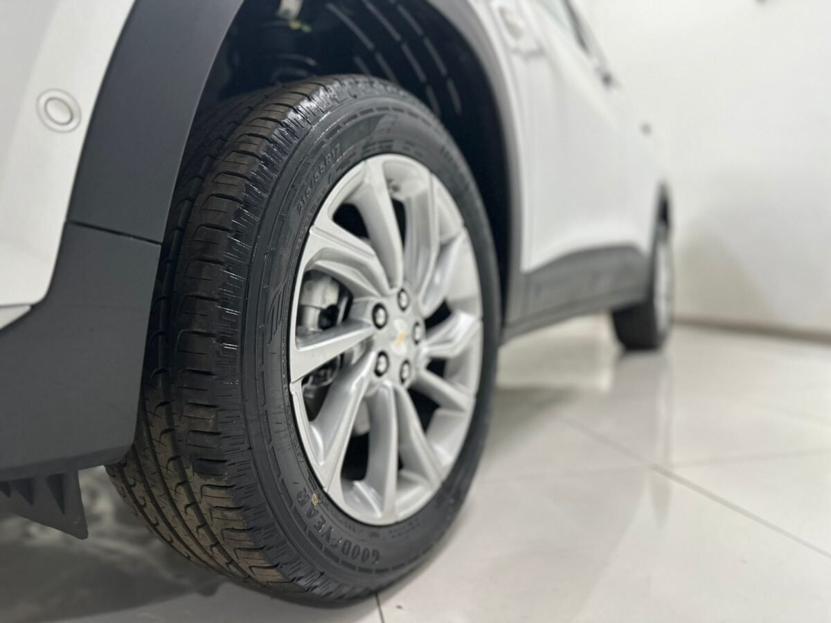 TRACKER 1.2 TURBO LTZ AT