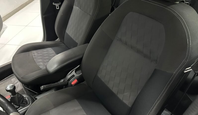 
								CITROEN C ELYSEE 1.6 HDI FEEL 2017 CON 137.000KM lleno									