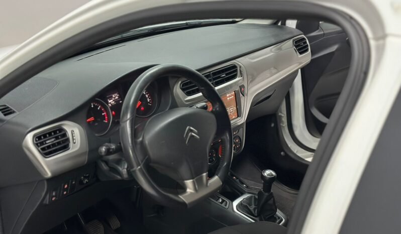
								CITROEN C ELYSEE 1.6 HDI FEEL 2017 CON 137.000KM lleno									