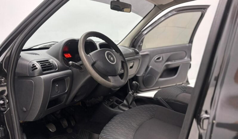 
								RENAULT CLIO MIO 5P DYNAMIQUE  2015 CON 147.000KM lleno									