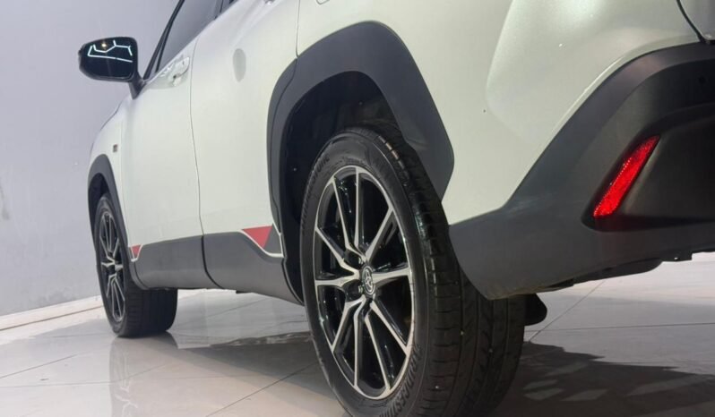 
								TOYOTA COROLLA CROSS GR-SPORT 2.0 CVT 2023 CON 39.000KM lleno									