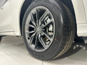 PHEV L1 HYBRID 7 ASIENTOS CVT