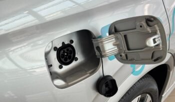
									DFSK E5 PLUS HIBRIDA 7 ASIENTOS 2026 – 0KM lleno								