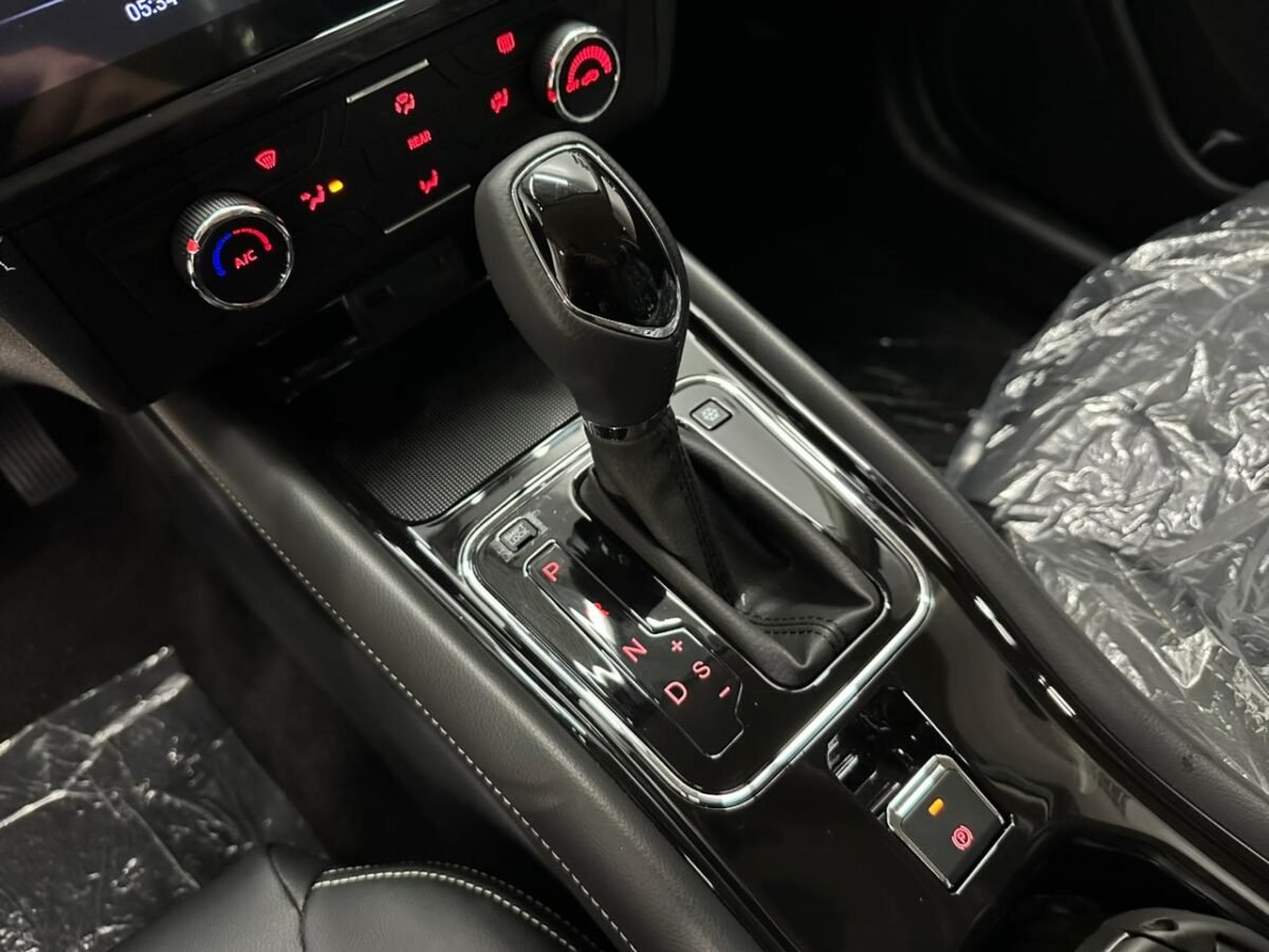 DFSK GLORY 580 CVT 7 PLAZAS 2025 0KM