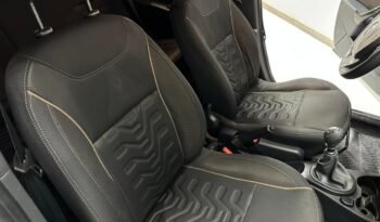 
									RENAULT DUSTER 2.0 PRIVILEGE 2016 CON 131.000KM lleno								