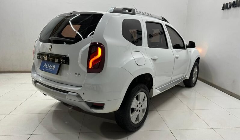 
								RENAULT DUSTER 2.0 PRIVILEGE 2016 CON 131.000KM lleno									