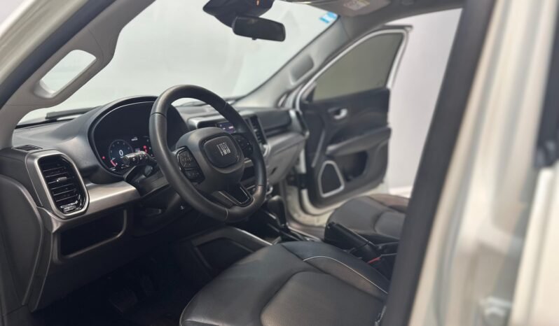 
								FIAT TORO 1.8 FREEDOM AT 4X2 CON 20.000KM lleno									