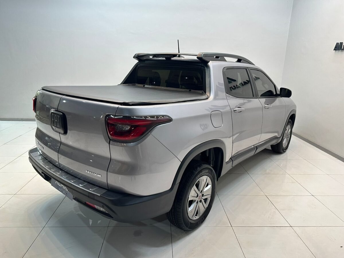 FIAT TORO FREEDOM 4X2 AT (12)