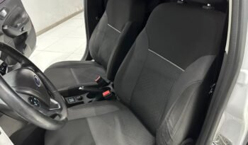 
									FORD FIESTA SE 2018 103000KM lleno								