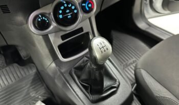 
									FORD FIESTA SE 2018 103000KM lleno								