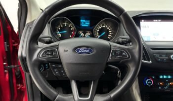 
									FORD FOCUS 4P N AT SE 2019 CON 93000KM lleno								