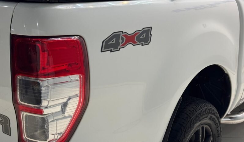 
								FORD RANGER 3.2 DC 4X4 XLT AT 2020 CON 111.000KM lleno									