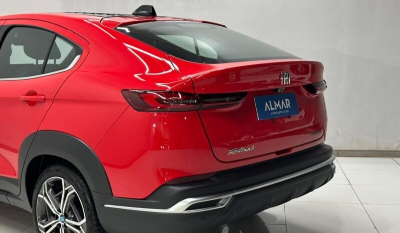 
								FIAT FASTBACK TURBO AT270 2025 – 0KM lleno									