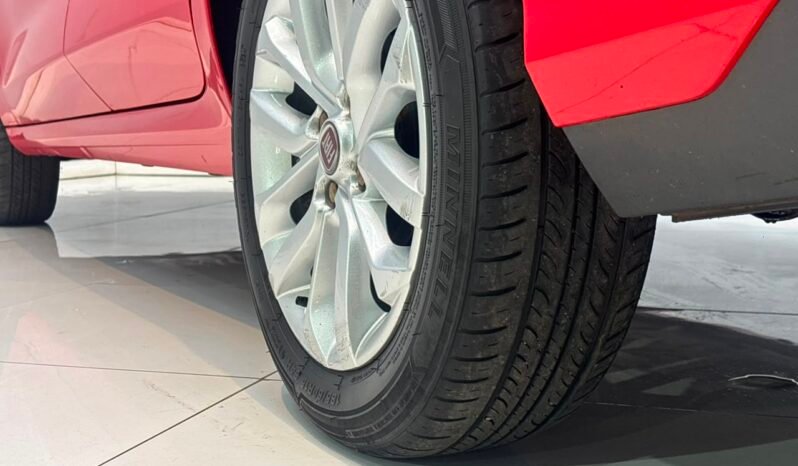 
								FIAT CRONOS 1.3 DRIVE PACK CONECTIVIDAD MT 2020 CON 150.000KM lleno									