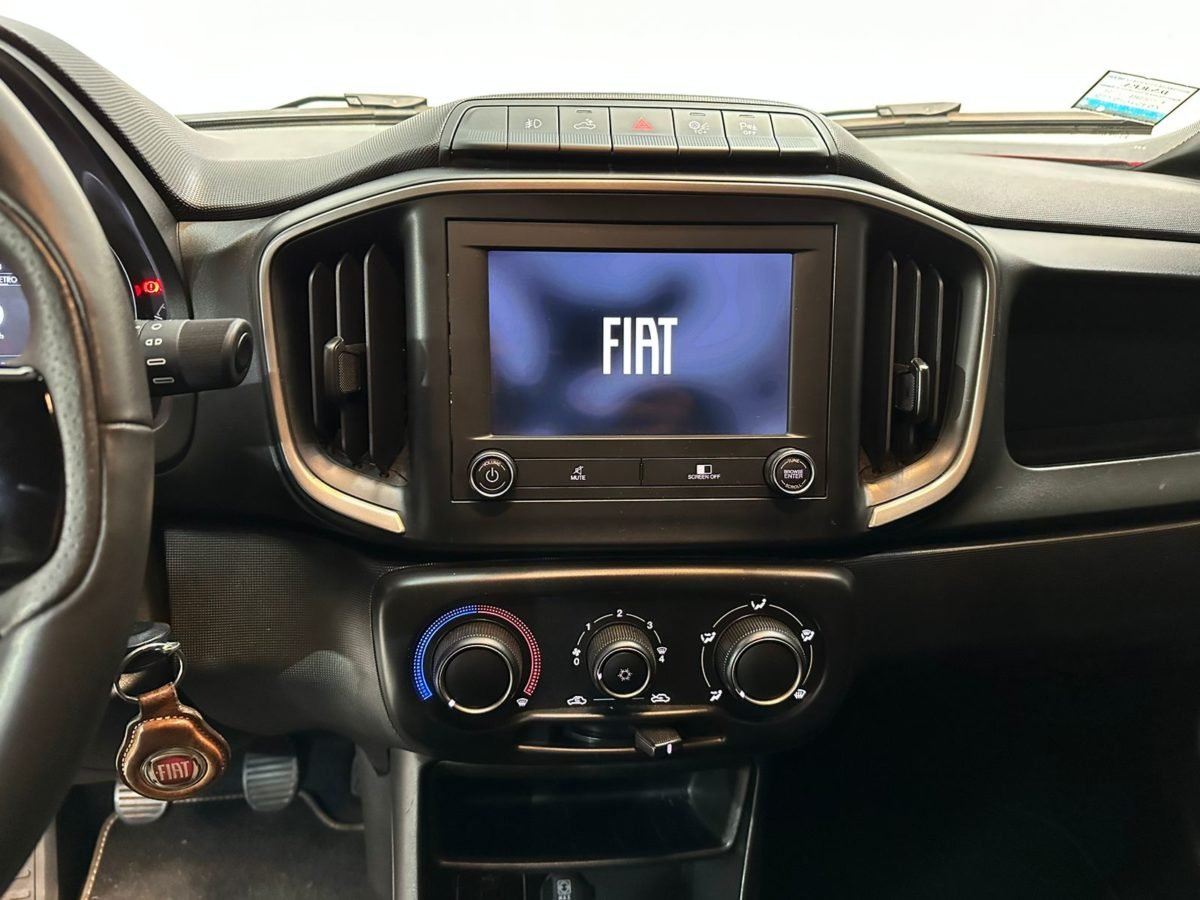 Fiat Strada Volcano