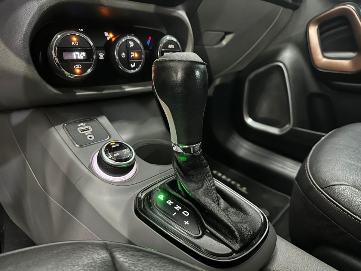 TORO VOLCANO PRE 2.0 DIESEL 4X4 AT9