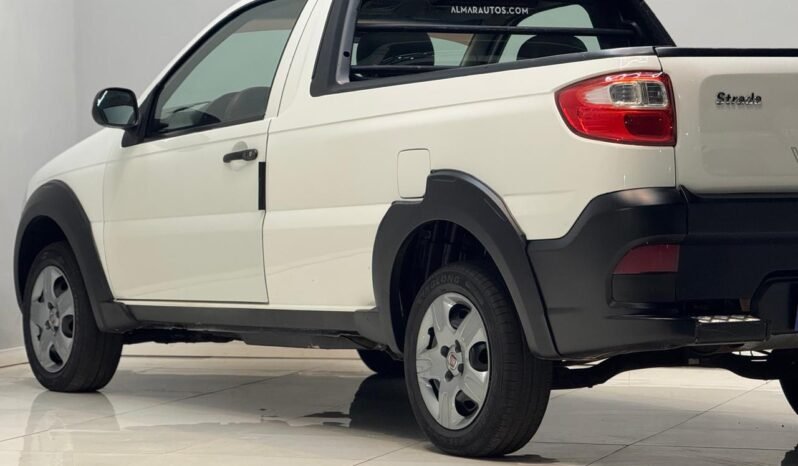 
								FIAT STRADA 1.4 WORKING CS 2015 CON 127.000KM lleno									