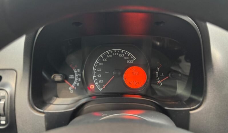 
								FIAT STRADA 1.4 WORKING CS 2015 CON 127.000KM lleno									